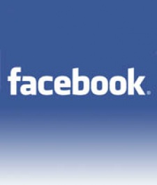 Apple looking to build Facebook features into iPhone OS 4.0