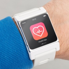 Why OEMs, game devs and health companies should combine to make wearables a success