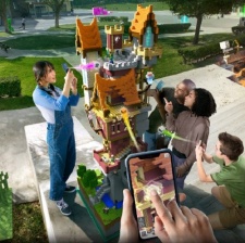 AR game Minecraft Earth arrives on mobile this summer